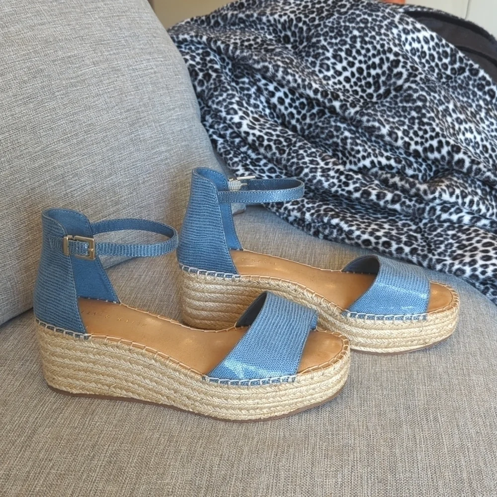 Kelly & Katie Wedgewood Blue Espadrille Wedge Sandals Size 8M